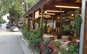 Ria Rooms