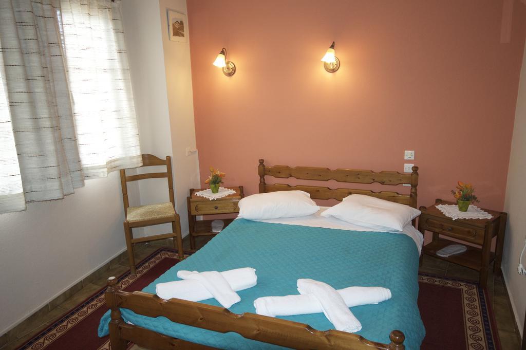 Ria Rooms Κισσός Δωμάτιο φωτογραφία